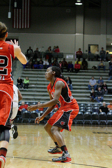 ASU @ UALR 3-2-130085 (©Justin Manning)