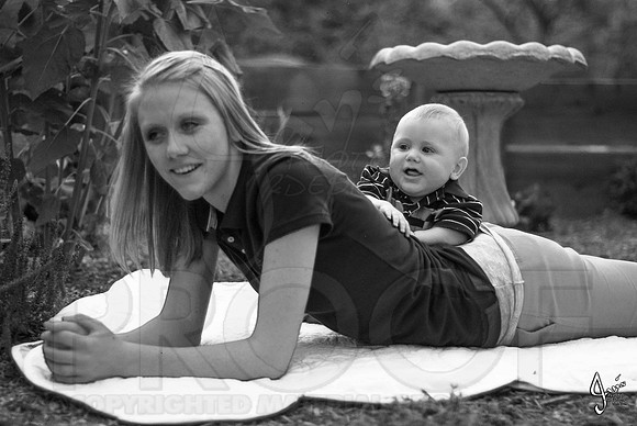 Madison & Kaleb Jacobs 7-7-12 (Justin Manning)146-2