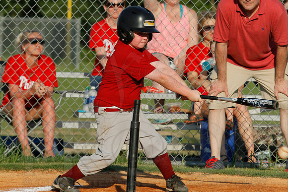 Phillies vs. Razorbacks 5-6 year old baseball 6-3-2014 (© Justin Manning) JWM_0142