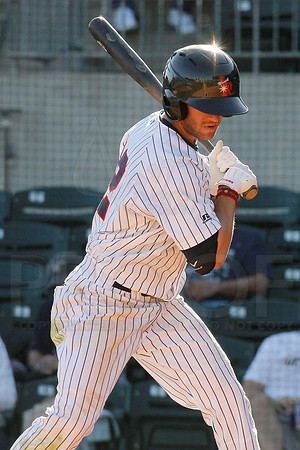 NW Arkansas Naturals @ Arkansas Travelers 4-21-12(Justin Manning)121