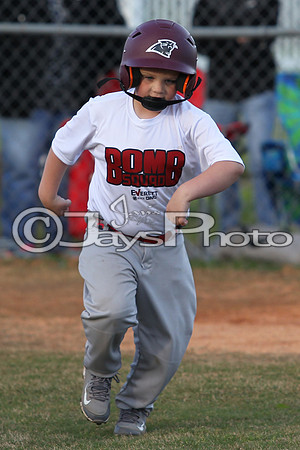 Bomb Squad vs Tigers 6-7 year old (Pitching Machine) 4-27-2015 (©Justin Manning) JWM_0008