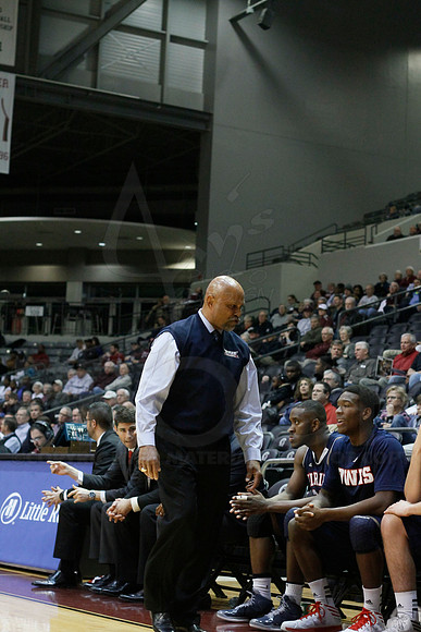FAU @ UALR 1-24-13 (Justin Manning)0087