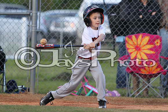 Bomb Squad vs Tigers 6-7 year old (Pitching Machine) 4-27-2015 (©Justin Manning) JWM_0041