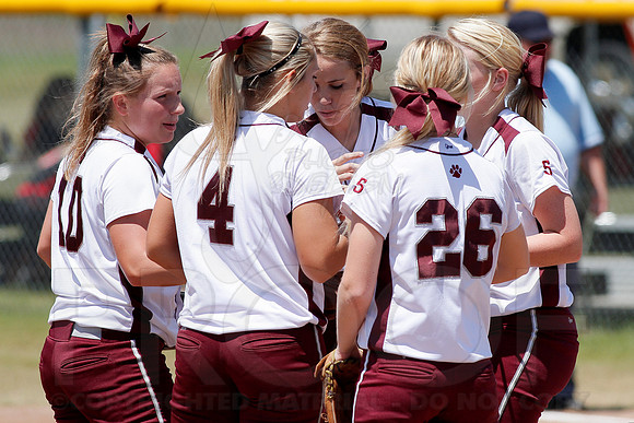 Benton vs. Mountain Home 6A State Softball Playoffs 5-11-13 (© Justin Manning) JWM0020