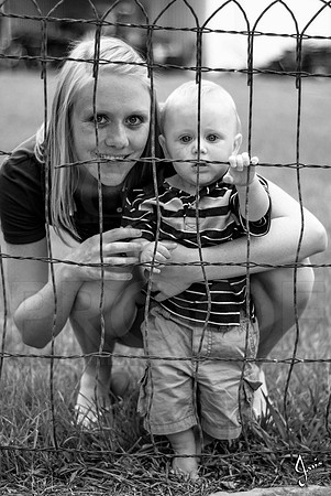 Madison & Kaleb Jacobs 7-7-12 (Justin Manning)070-2