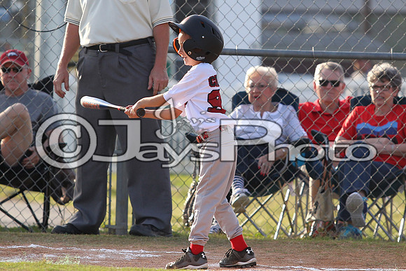 Bomb Squad vs. Cardinals 6-7 year old (Pitching Machine) 5-5-2015 (©Justin Manning) JWM_0034