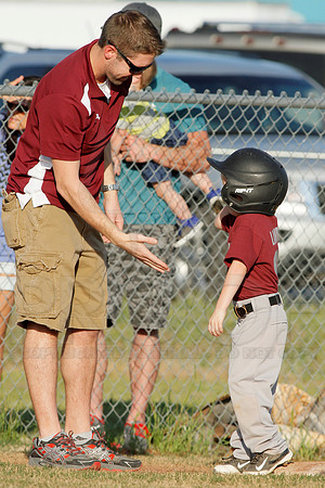Panthers @ Mets 5-6 year old baseball 4-22-2014 (© Justin Manning) JWM_0077