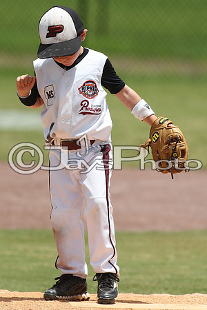 Benton vs. Picayune MS Cal Ripken t-ball All-Stars 7-12-2015 (©Justin Manning) JWM_0074