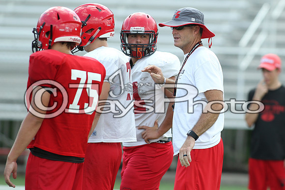 Harmony Grove Football Practice 8-10-17_JWM00043