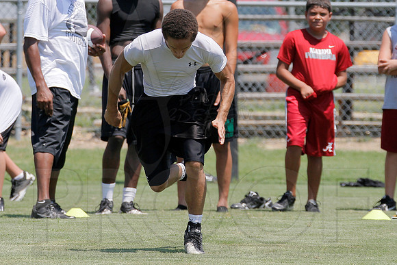 Tyrell Johnson Football Camp 7-20-12 (Justin Manning)269
