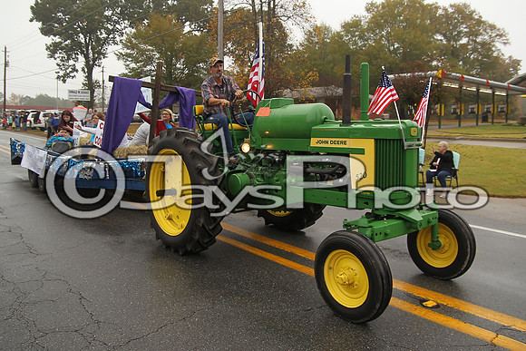 East End Parade 11-4-17_JWM0125