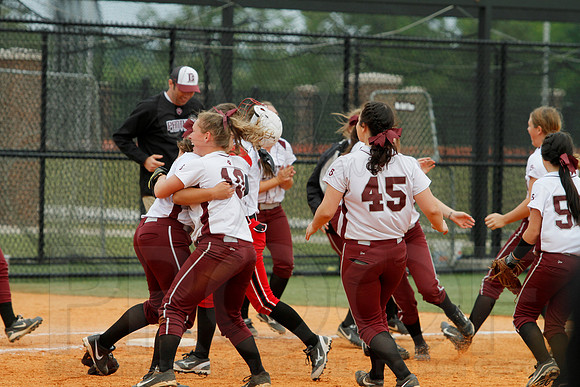 Benton vs. Russellville State Simi-Finals 5-17-2014 (© Justin Manning) JWM_0574