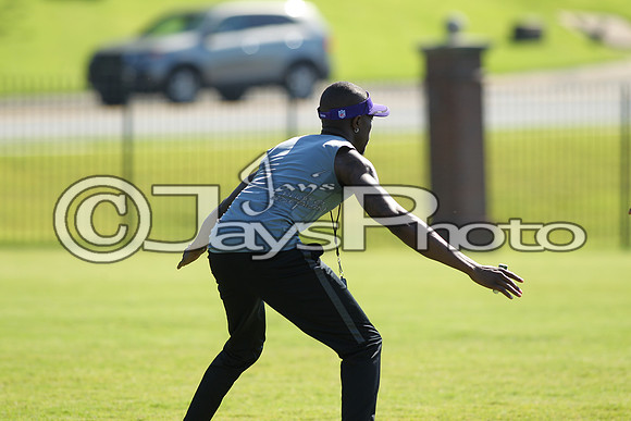 Tyrell Johnson Football Camp 6-10-17_JWM00233