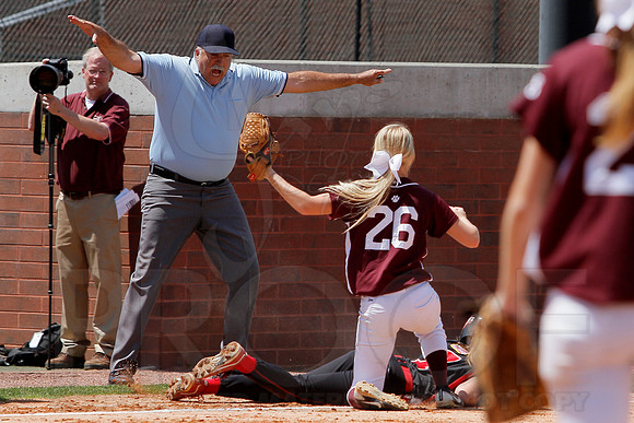 6A Benton vs Russellville State Finals 5-17-13 (© Justin Manning) JWM0128