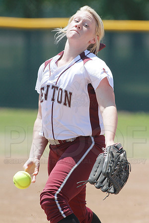 Benton vs. Mountain Home 6A State Softball Playoffs 5-11-13 (© Justin Manning) JWM0063