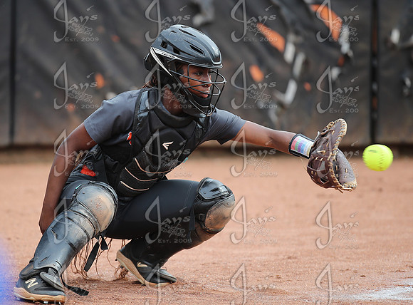 Estem @ Malvern (SENIOR NIGHT) 5-5-25_JWM_0315