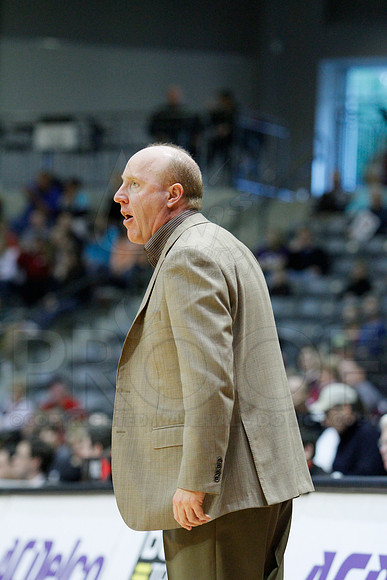 ASU @ UALR 3-2-130058 (©Justin Manning)