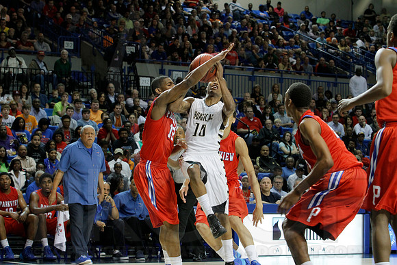 Jonesboro vs. Little Rock Parkview 6A State Boys State Finals 3-15-2014 (© Justin Manning) JWM_0209