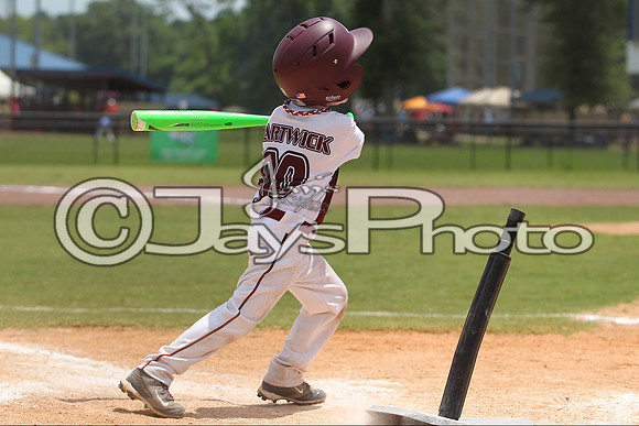 Benton (Cobb) vs. Benton (Jackson) Cal Ripken t-ball All-Stars 7-11-2015 (©Justin Manning) JWM_0170