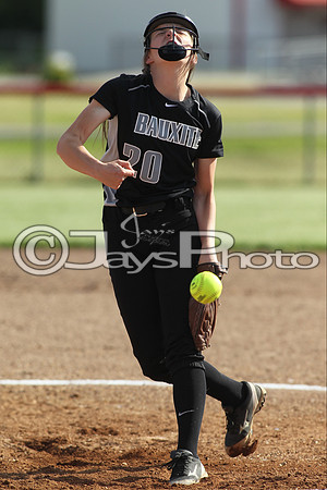 Bauxite @ Harmony Grove softball 4-21-2015 (©Justin Manning) JWM_0151