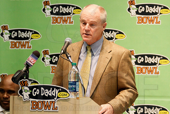 Go Daddy Press Conference (Larry the Cable Guy) & Mayor Luncheon 1-4-13 (Justin Manning)0145
