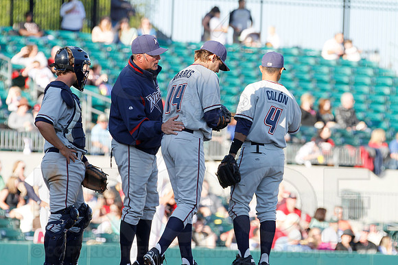 NW Arkansas Naturals @ Arkansas Travelers 4-21-12(Justin Manning)223