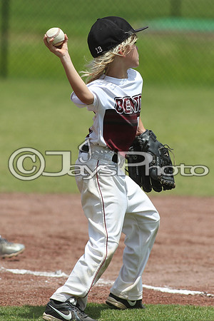 Benton vs. Harrison Cal Ripken t-ball All-Stars 7-10-2015 (©Justin Manning) JWM_0064