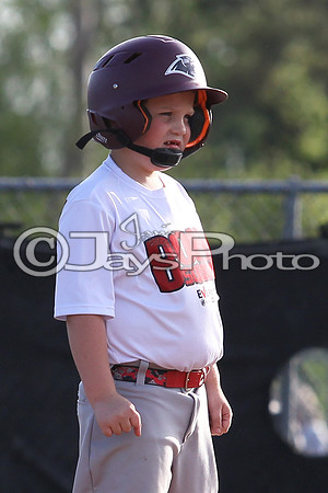 Bomb Squad vs Tigers 6-7 year old (Pitching Machine) 4-27-2015 (©Justin Manning) JWM_0158