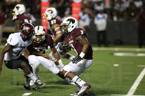Troy @ ULM 9-27-2014 (©Justin Manning) JWM_794