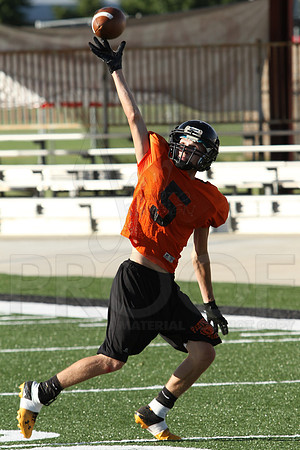 Harmony Grove Football Team Camp (Practice) 7-15-2014 (©Justin Manning) JWM_106