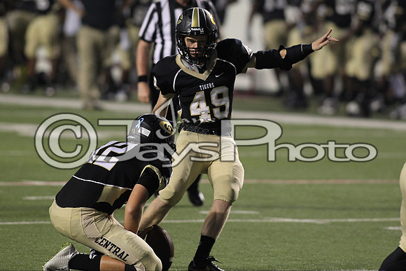 Lakeside vs LR Central 9-3-2015 (©Justin Manning) JWM_0306