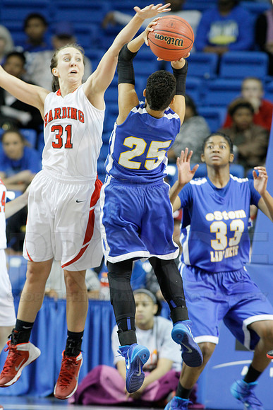 3A Girls State Finals-Harding Academy vs. eStem 3-14-2014 (© Justin Manning) JWM_0055