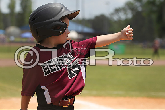 Benton (Cobb) vs. Benton (Jackson) Cal Ripken t-ball All-Stars 7-11-2015 (©Justin Manning) JWM_0145