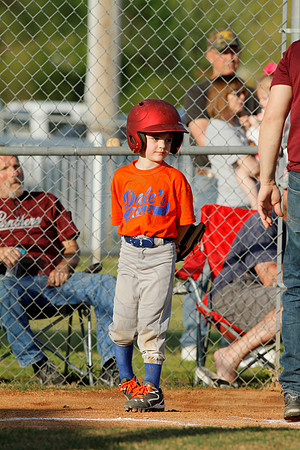 Panthers @ Mets 5-6 year old baseball 4-22-2014 (© Justin Manning) JWM_0093