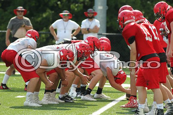 Harmony Grove Football Practice 8-10-17_JWM00186