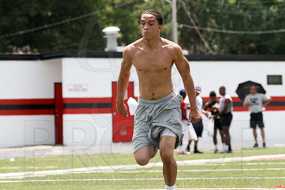 ArkansasVarsity Combine 5-26-12(Justin Manning)257