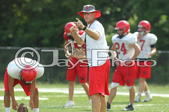 Harmony Grove Football Practice 8-10-17_JWM00092