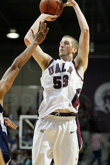 FAU @ UALR 1-24-13 (Justin Manning)0300