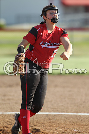 Bauxite @ Harmony Grove softball 4-21-2015 (©Justin Manning) JWM_0298