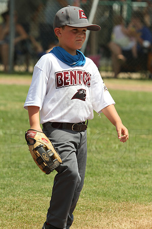 Benton vs. Mountain Home 5-6 year old All Stars 7-12-2014 (©Justin Manning) JWM_018