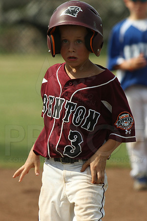 Benton-Midkiff vs. Bryant-Griffin 8 year old (Cal Ripken) 7-20-2014 (©Justin Manning) JWM_261
