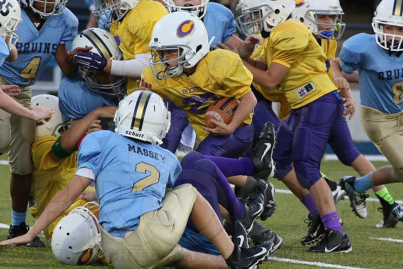 Catholic @ Pulaski Academy (Peewee) 10-14-2014 (©Justin Manning) JWM_0031