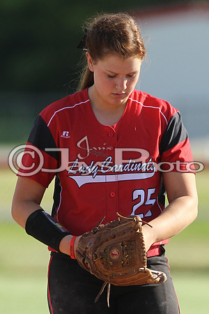 Bauxite @ Harmony Grove softball 4-21-2015 (©Justin Manning) JWM_0283