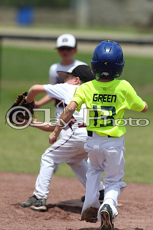 Benton vs. Harrison Cal Ripken t-ball All-Stars 7-10-2015 (©Justin Manning) JWM_0116