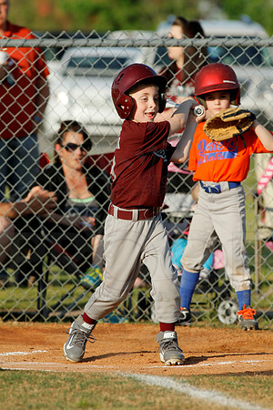 Panthers @ Mets 5-6 year old baseball 4-22-2014 (© Justin Manning) JWM_0117