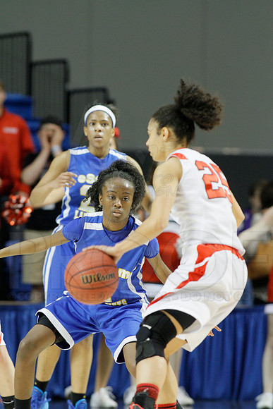 3A Girls State Finals-Harding Academy vs. eStem 3-14-2014 (© Justin Manning) JWM_0075