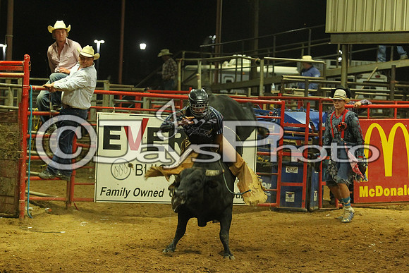 Saline County Rodeo 9-9-17_JWM00625