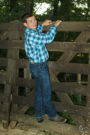 Aaron Weatherford & Zane Rogers Senior Pictures 8-2-16_JWM_0223