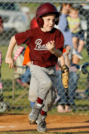 Panthers @ Mets 5-6 year old baseball 4-22-2014 (© Justin Manning) JWM_0127