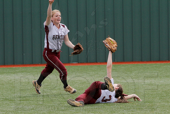 Benton vs. Russellville State Simi-Finals 5-17-2014 (© Justin Manning) JWM_0308